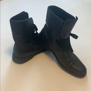 Steve Madden M-Kegger black combat style boot